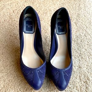 Christian Dior Navy 38 or 7 4.5 in heels